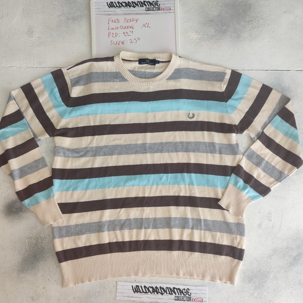 Fred Perry Men's long sleeve shirt size XL pit 2 Pit 23"